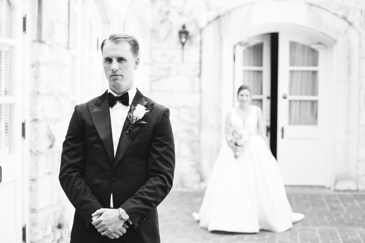 chateau bellevue wedding photographer bride groom first look 708 San Antonio St, Austin, TX 78701