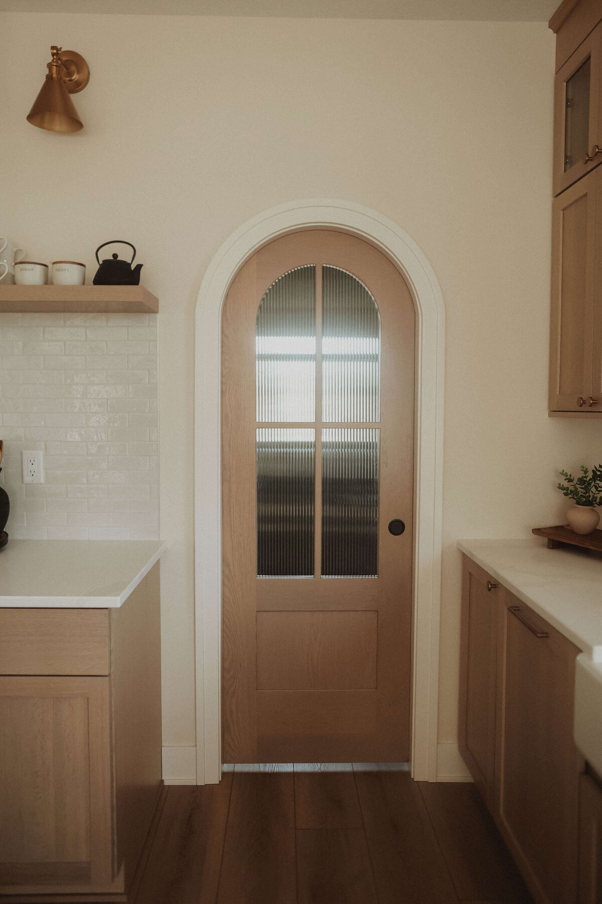 9632-Pantry-Polk-City-Central-Iowa-Custom-Home-JRL-Builders-3F1A8254
