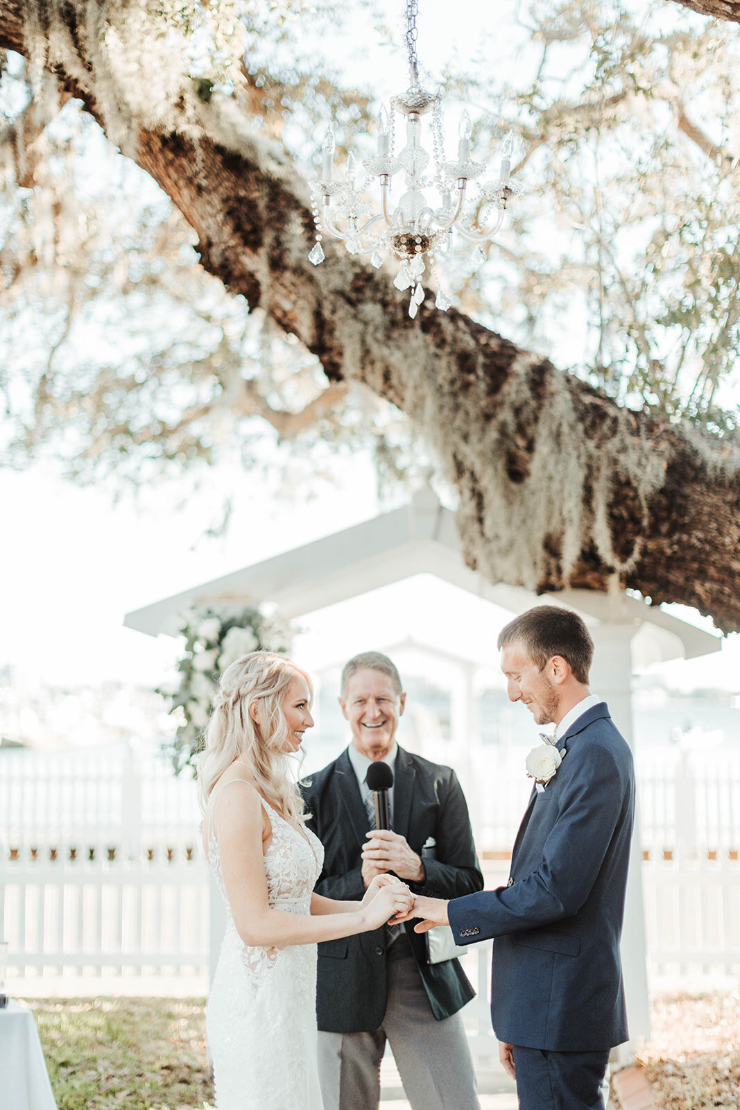 ashley-izquierdo-palmetto-bed-and-breakfast-wedding-chantilly-chic-celebrations-6