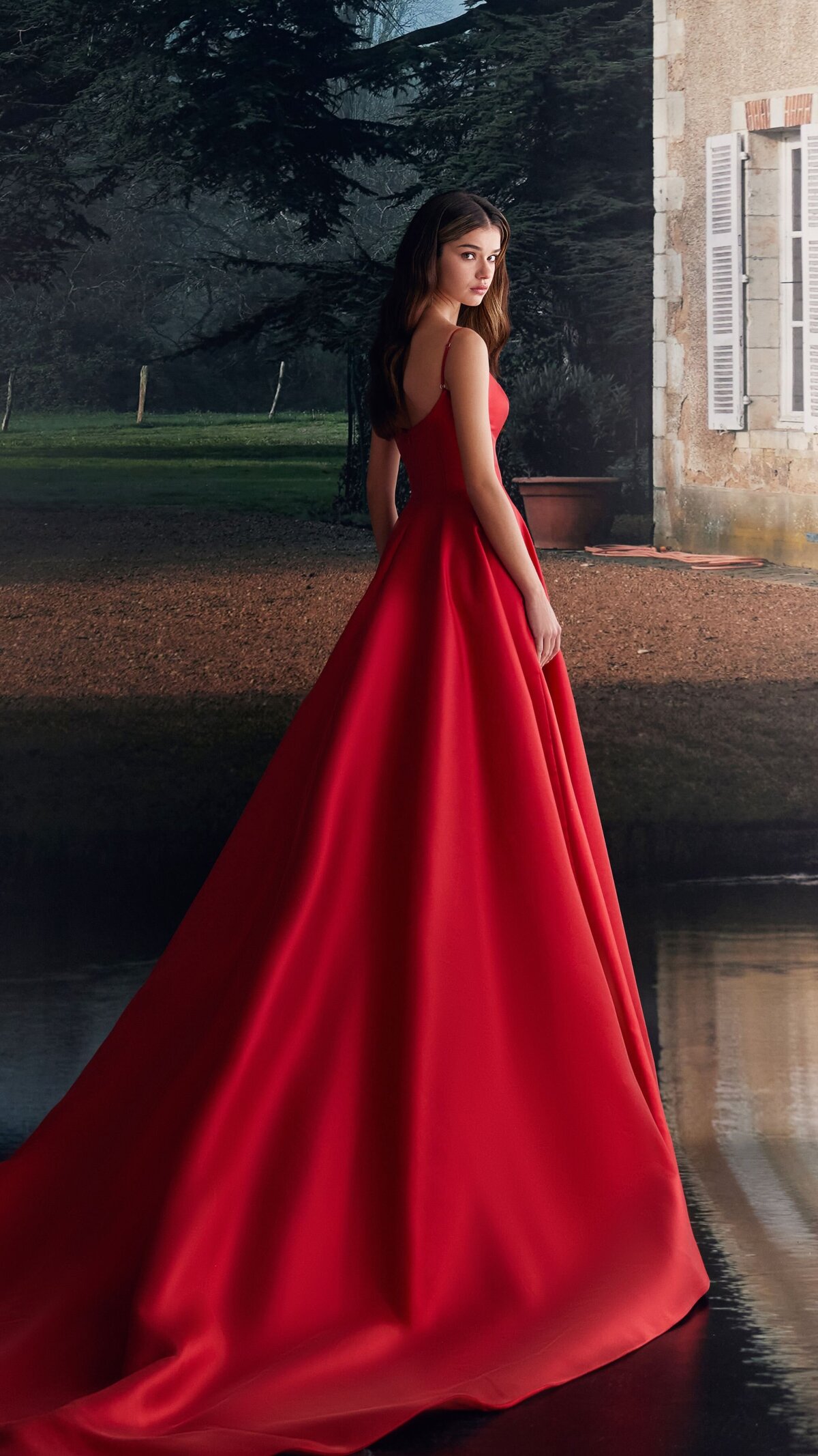 spolecenskesaty21.10.25.48