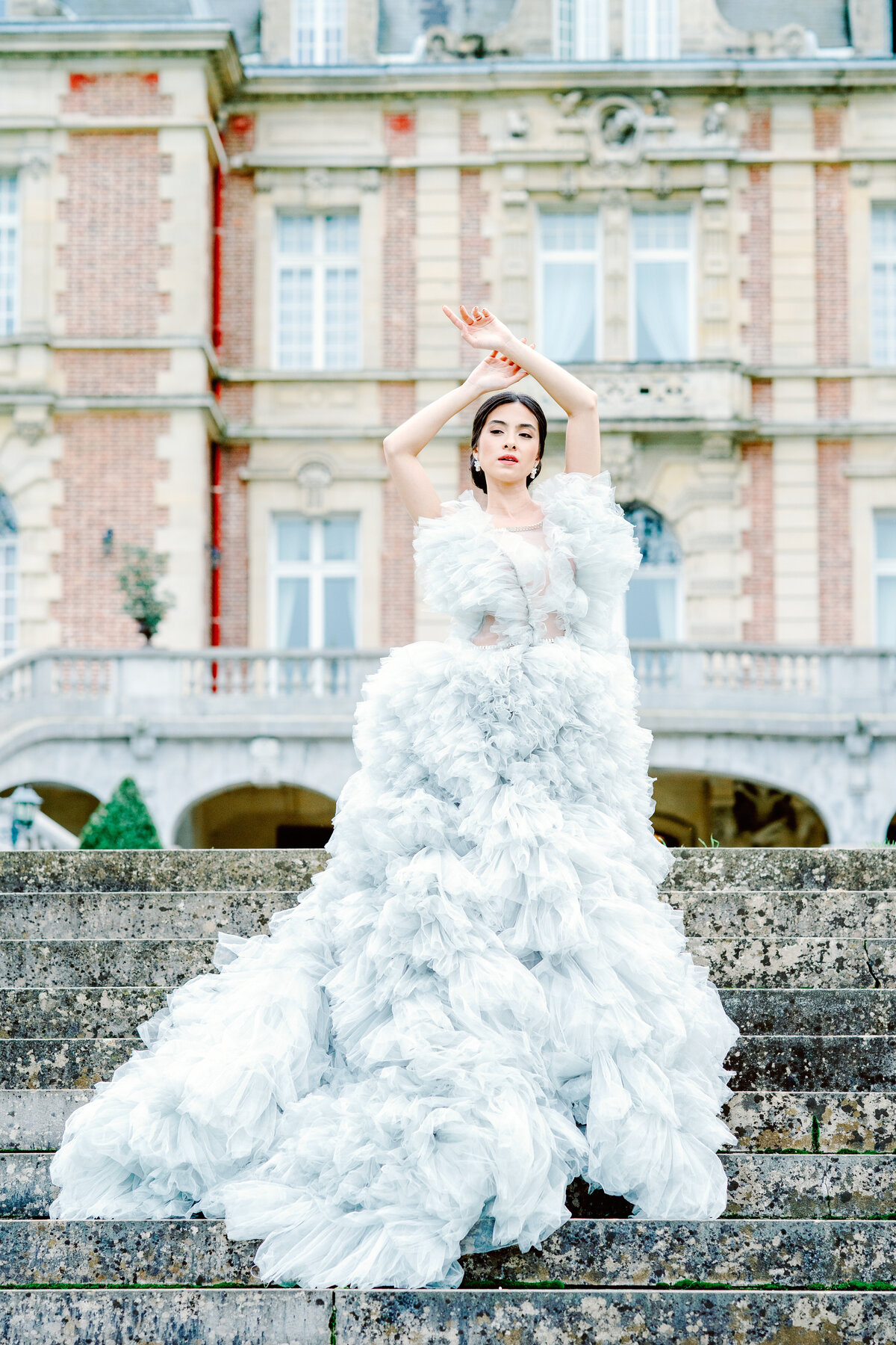 Bridal session at Château Bouffémont photographed by Lake Como Wedding photographer