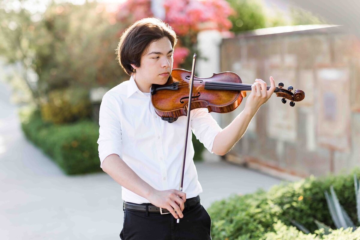 senior-portrait-session-san-diego-viola-player