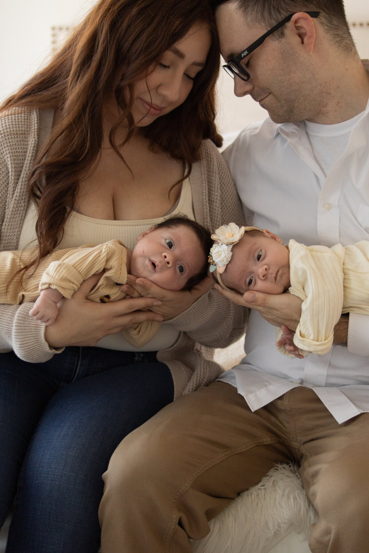 San Diego-Twins-newborn-lifestyle-photography-in-studio-the loft-11