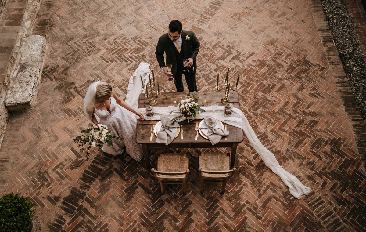 bride-and-groom-dinner-table-the-lazy-olive-villa-scaled