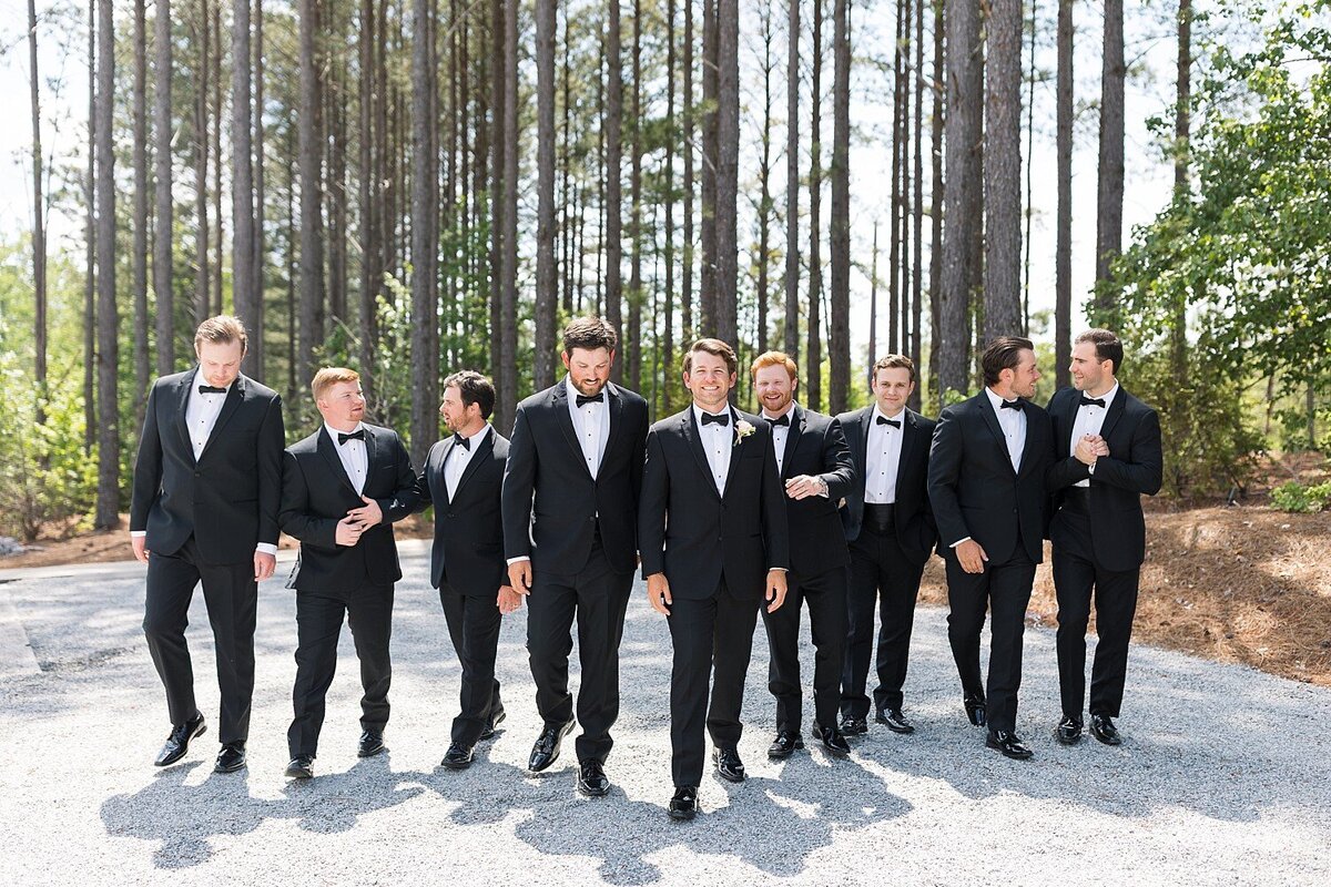 The-Upchurch-Cary-Wedding-Photographer-Timeless-Spring-Wedding-Sarah-Hinckley-Photography-valkeaton2025-_0015