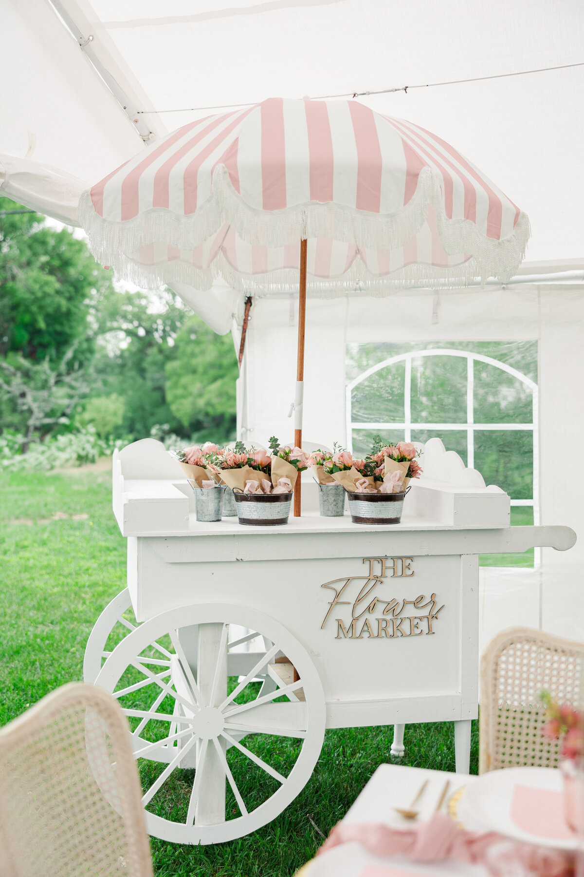 flower cart photo by minneapolis photographer