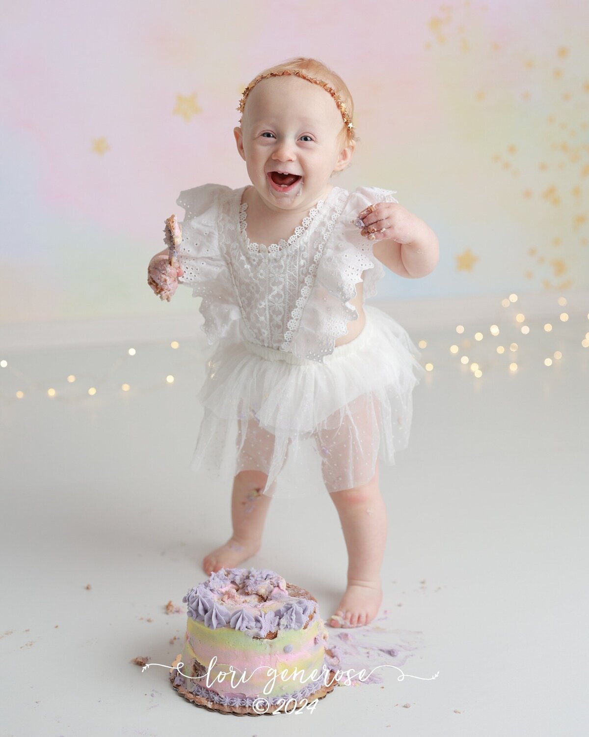 lehigh-valley-photographer-lori-generose-lg-photography-first-birthday-cake-smash-boy-kennett-square-pa