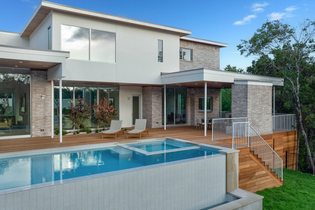 2707-toro-canyon-exterior-8