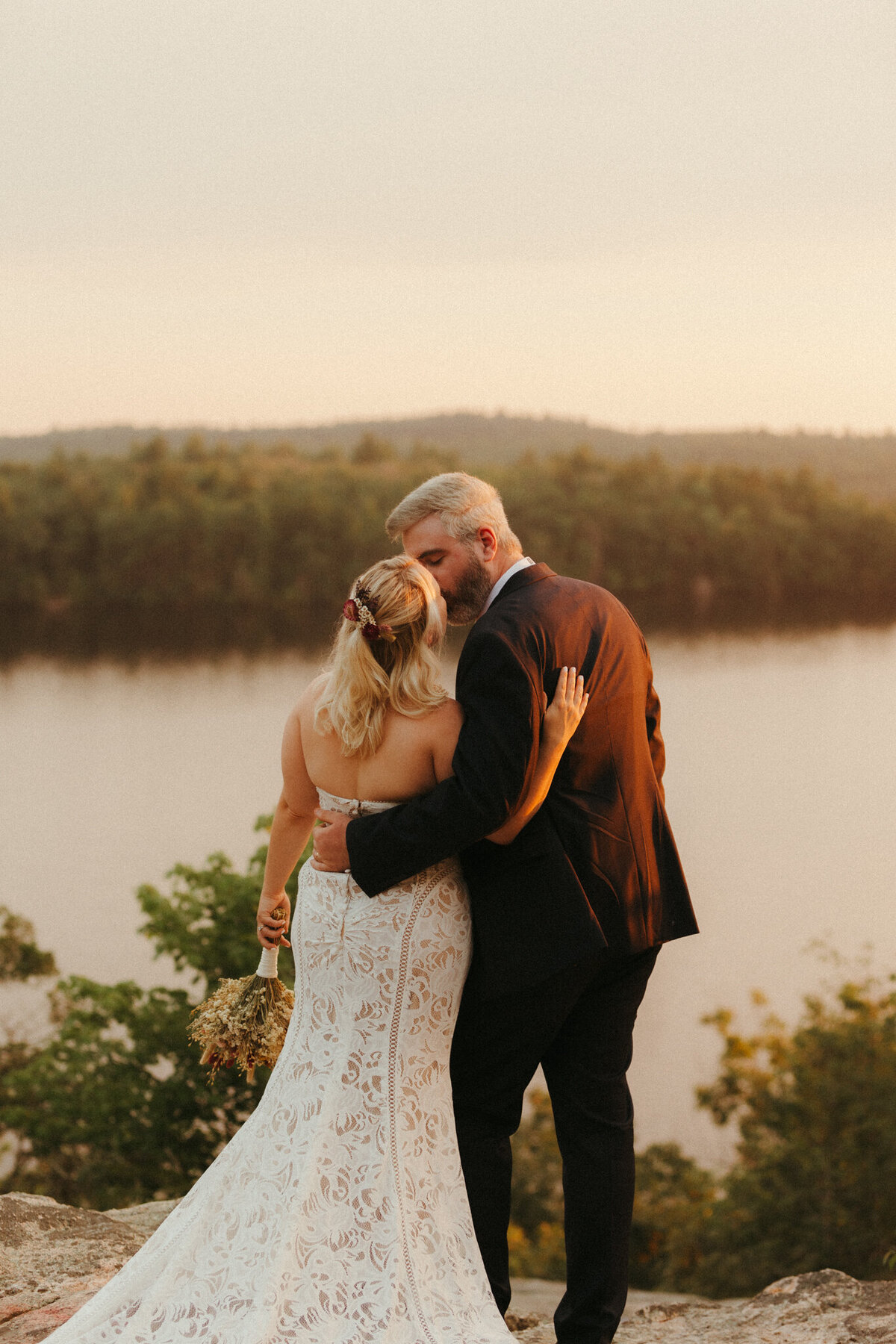 Megan-Joe-Elopement-Sierra-Does-Photos-Cliff-Lake-Manchester-NH-Photographer_096