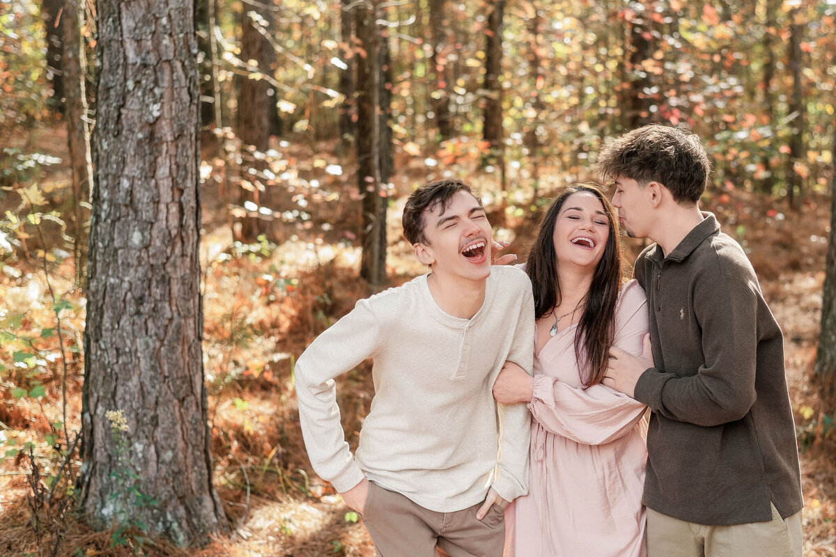 autumn-family-portraits-pittsburgh-photographer