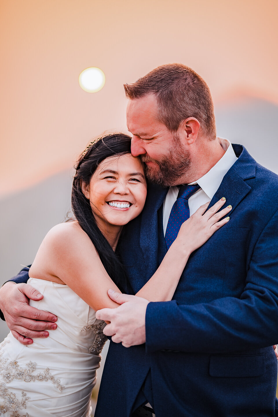 bride-and-groom-sunrise