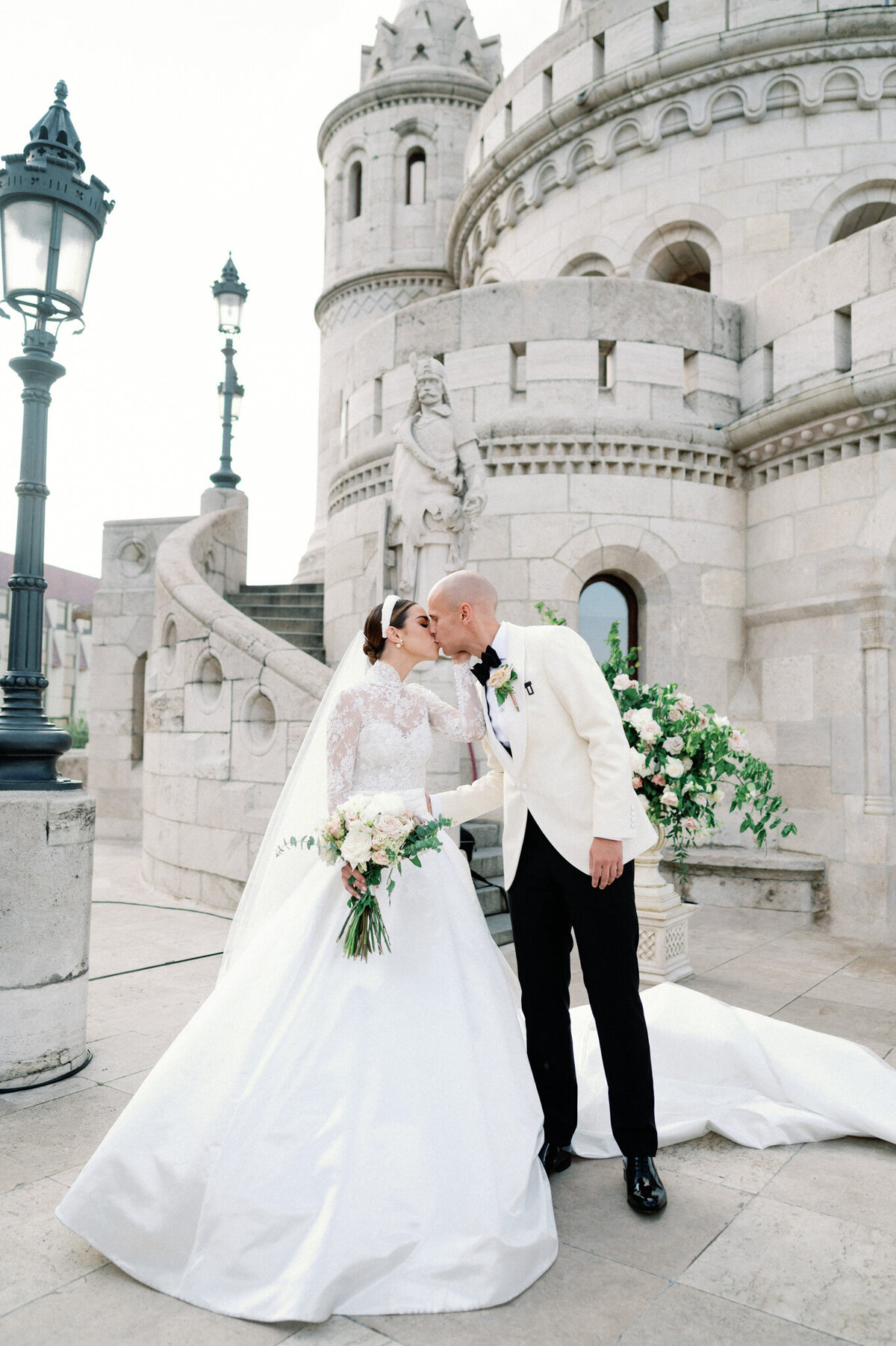 budapest-wedding-fishermans-bastion--9
