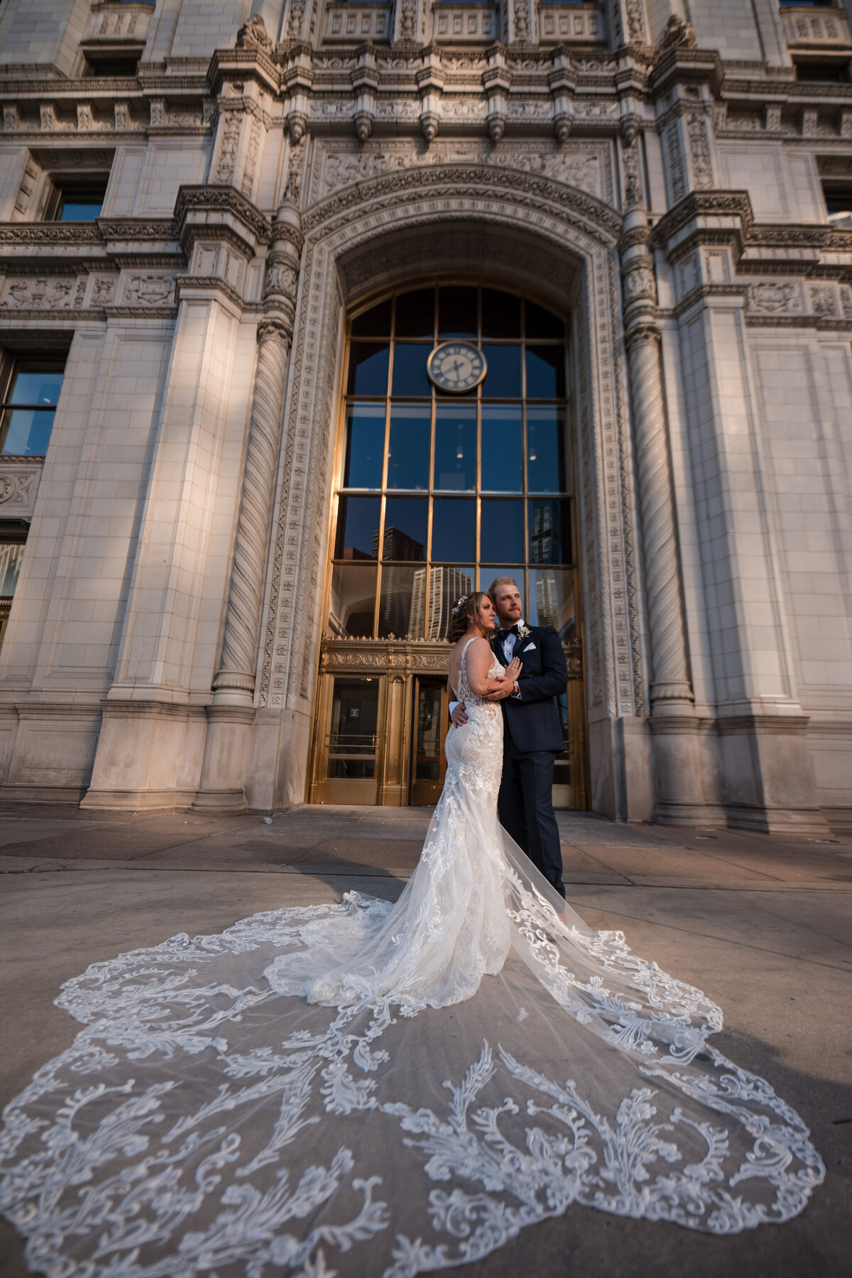 66Intercontinental-Chicago-Hotel-Wedding-Photos-Lauren-Ashlely-Studios