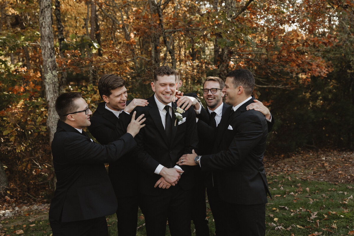 danielleandhunter_emilyarwinephotography-817