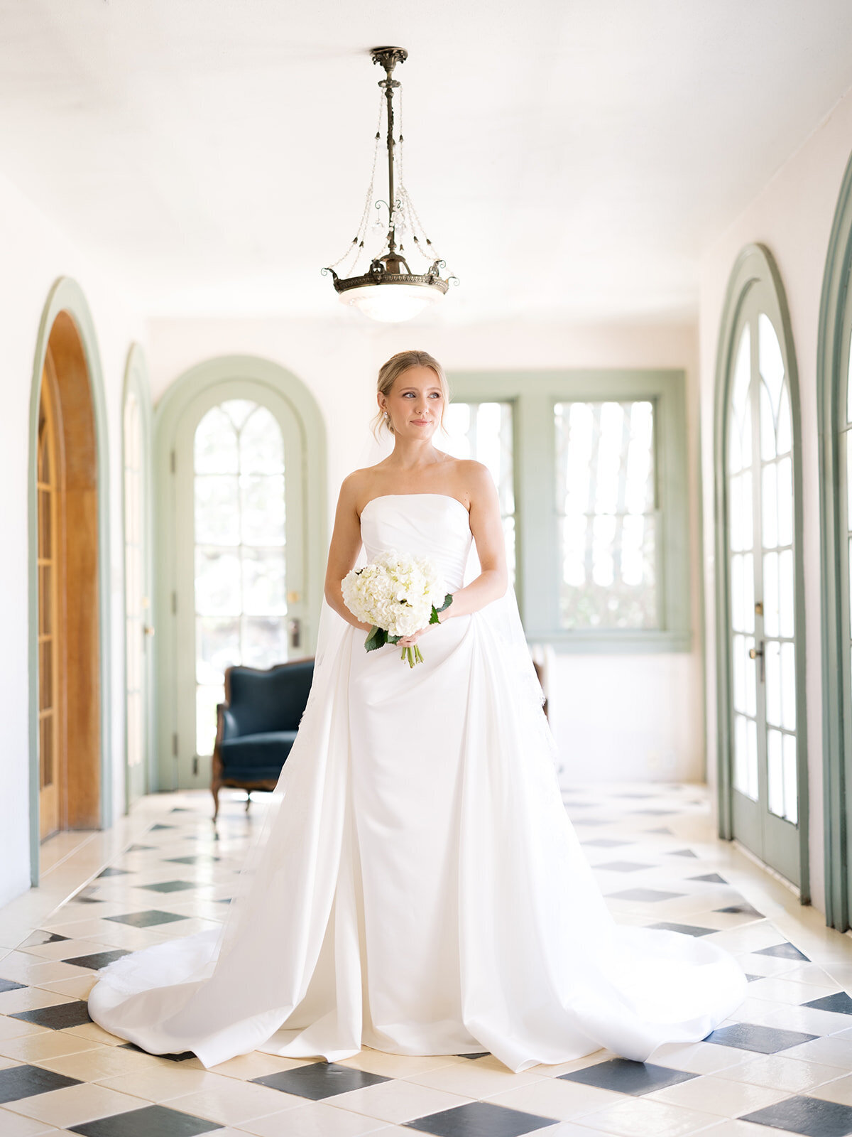Olivia_Bridals_LCM-7912_websize