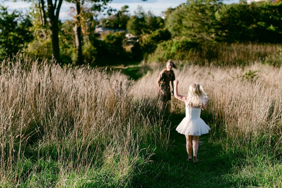 bella-luce-by-michelle-andrea-new-england-photographer-family-natalie-leah-fawcett-18