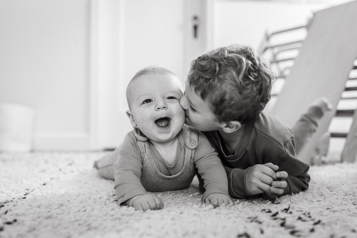 In Home Family Photography | Ashley Kaplan Photography