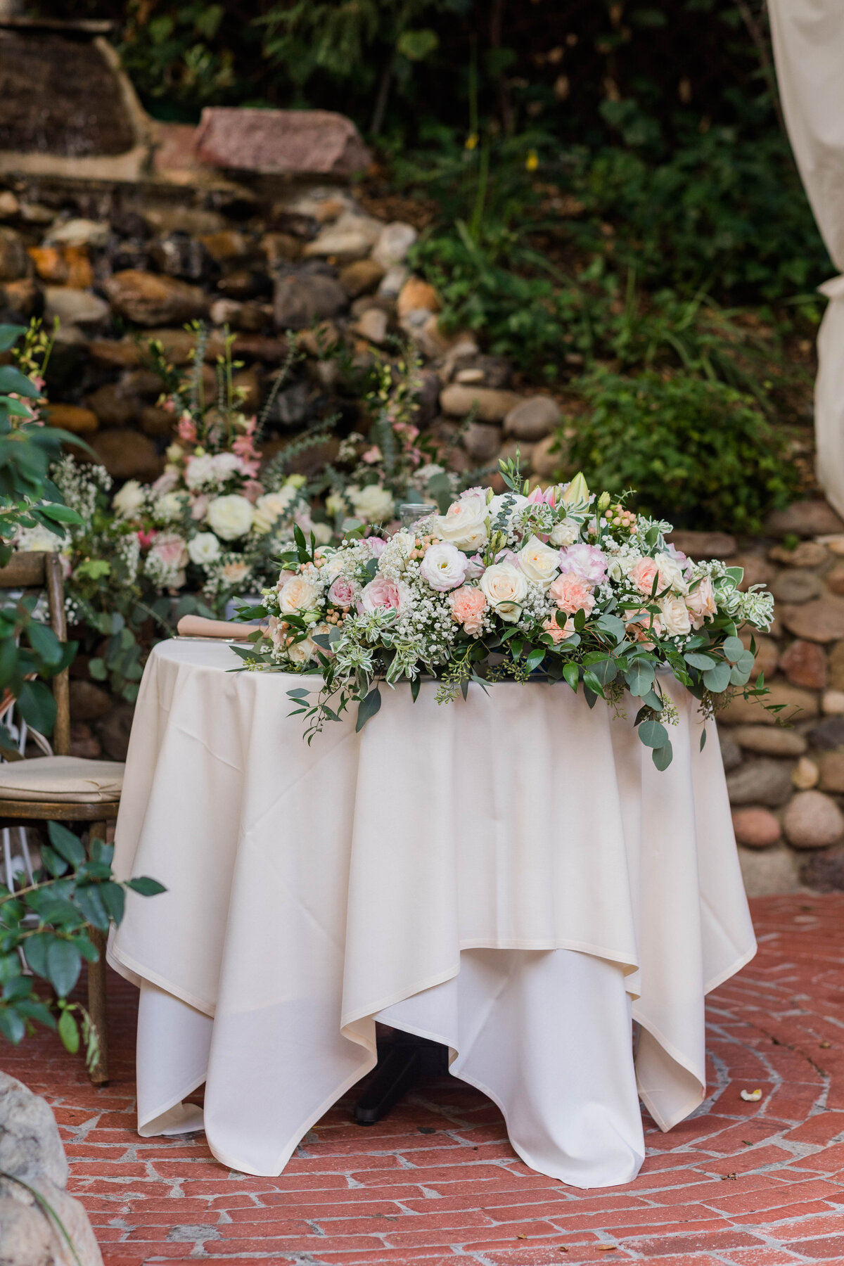 elegant-inn-of-the-seventh-ray-wedding-37