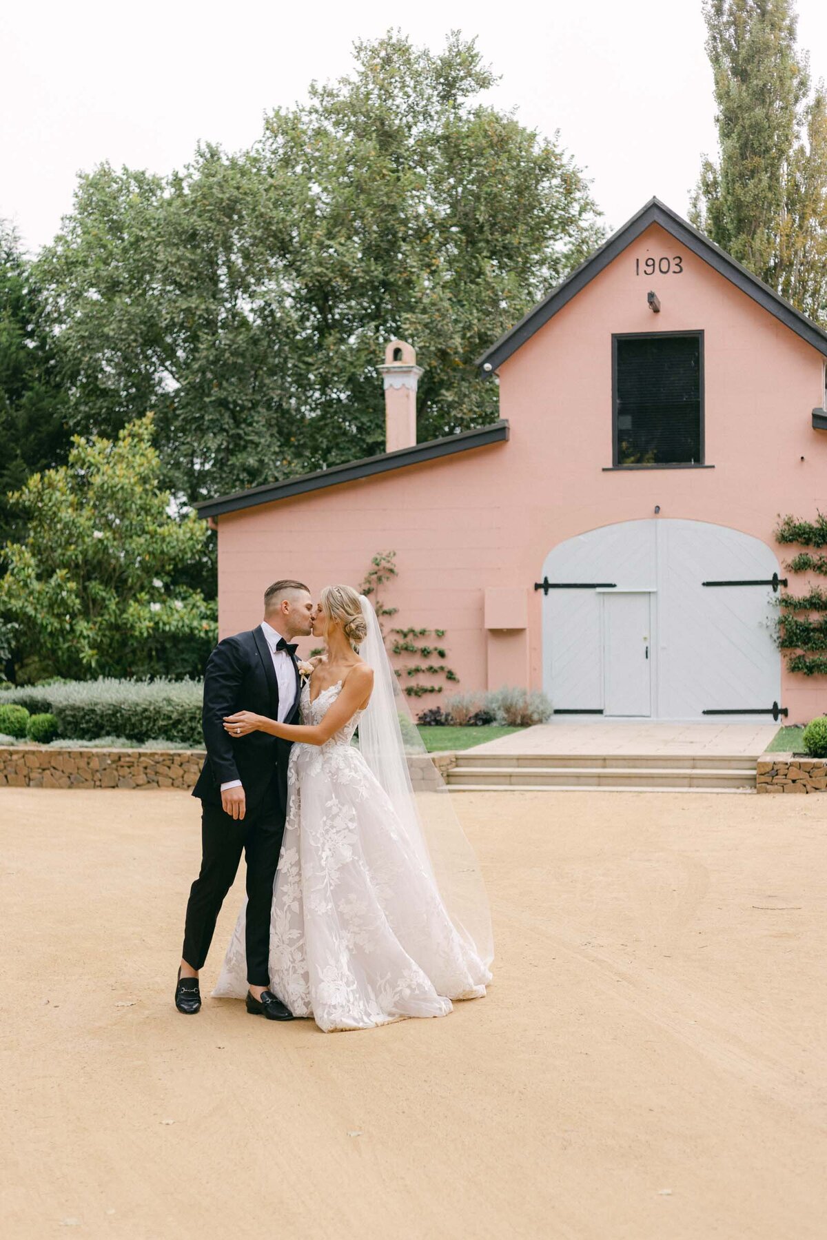 bride and groom portraits