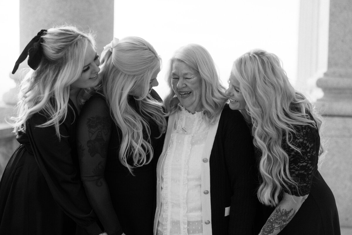 Rich Family Photos-69