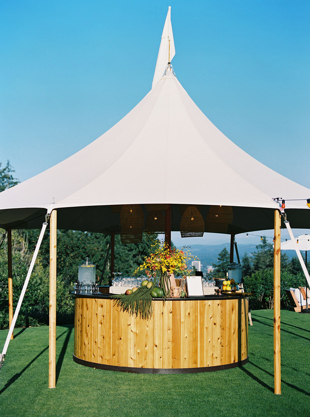 Portland-Oregon-wedding-welcome-party-32038_09