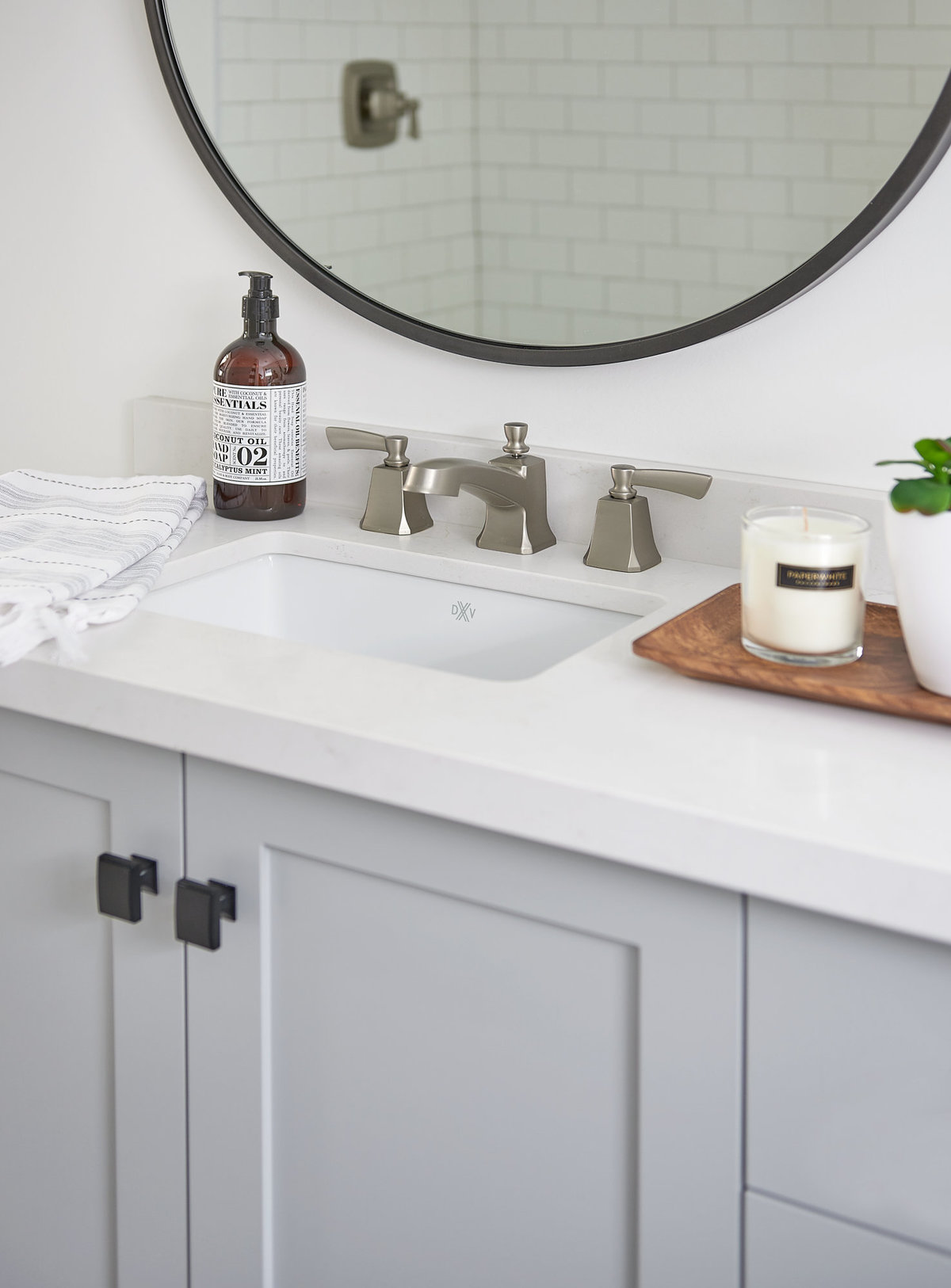 toronto-interior-design-bathroom-vanity-hambly-project