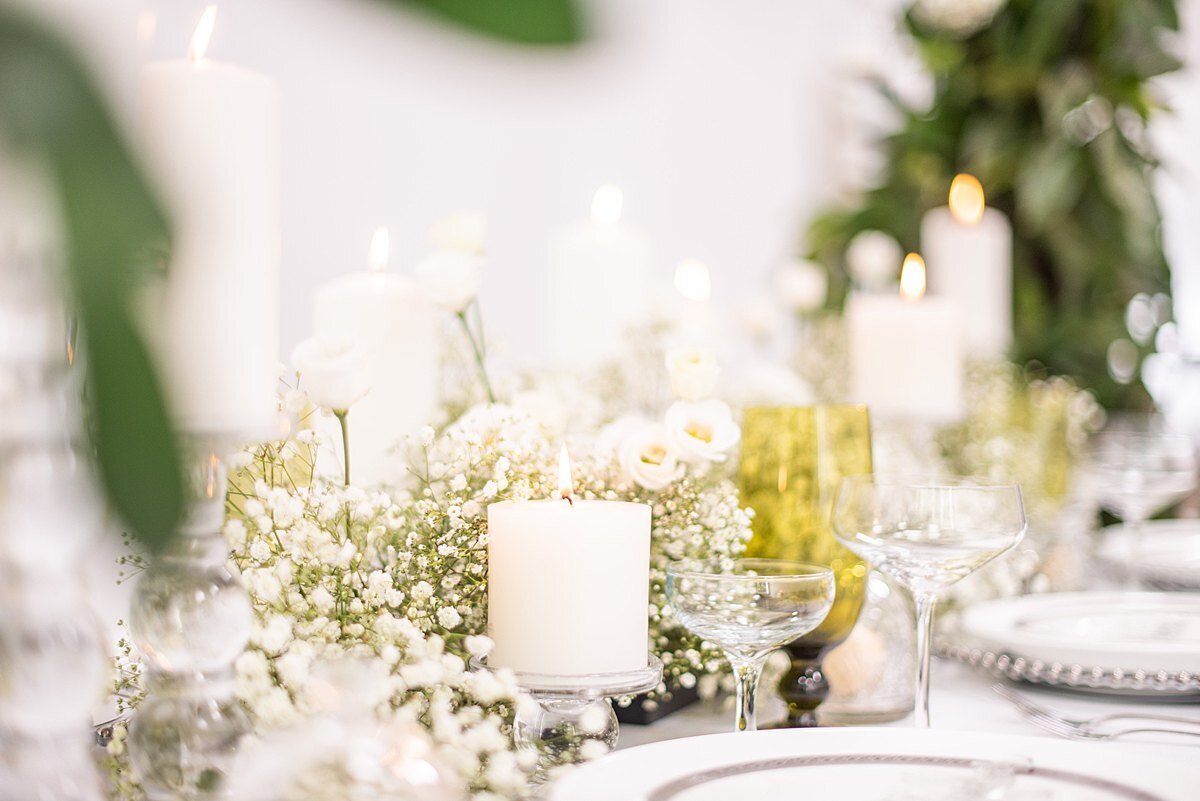bride-groom-tablescape-white-green-greenville-sc-nc-reception