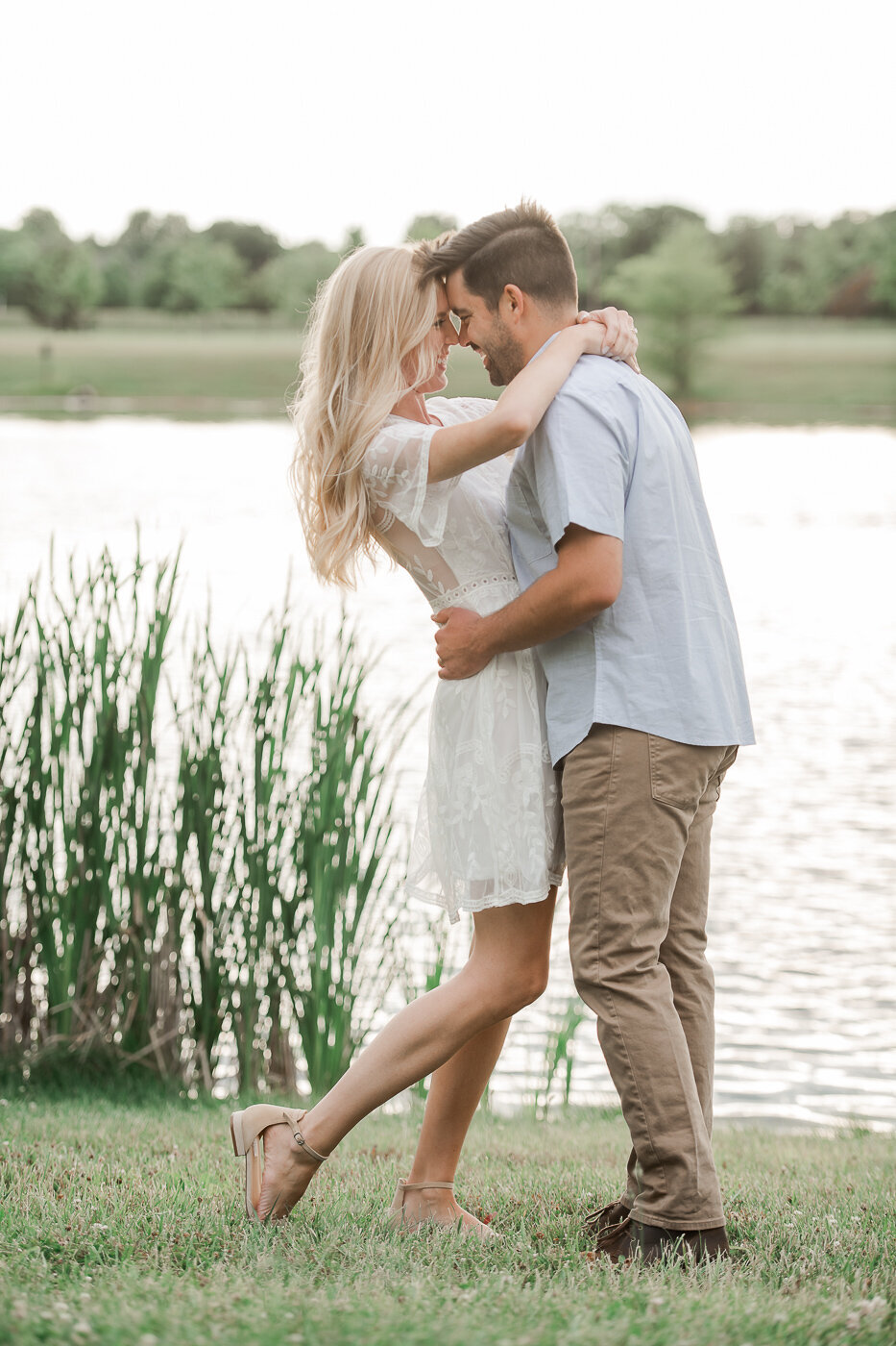 carmel-indiana-catholic-engagement-photographer-summer-coxhall-gardens-19