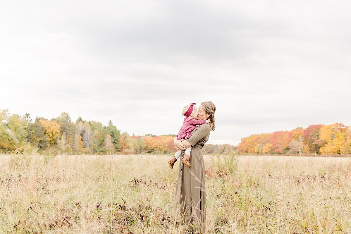 OutsiFamily Photo Session with Sara Sniderman Photography  at Cow Common, Wayland Massachusetts