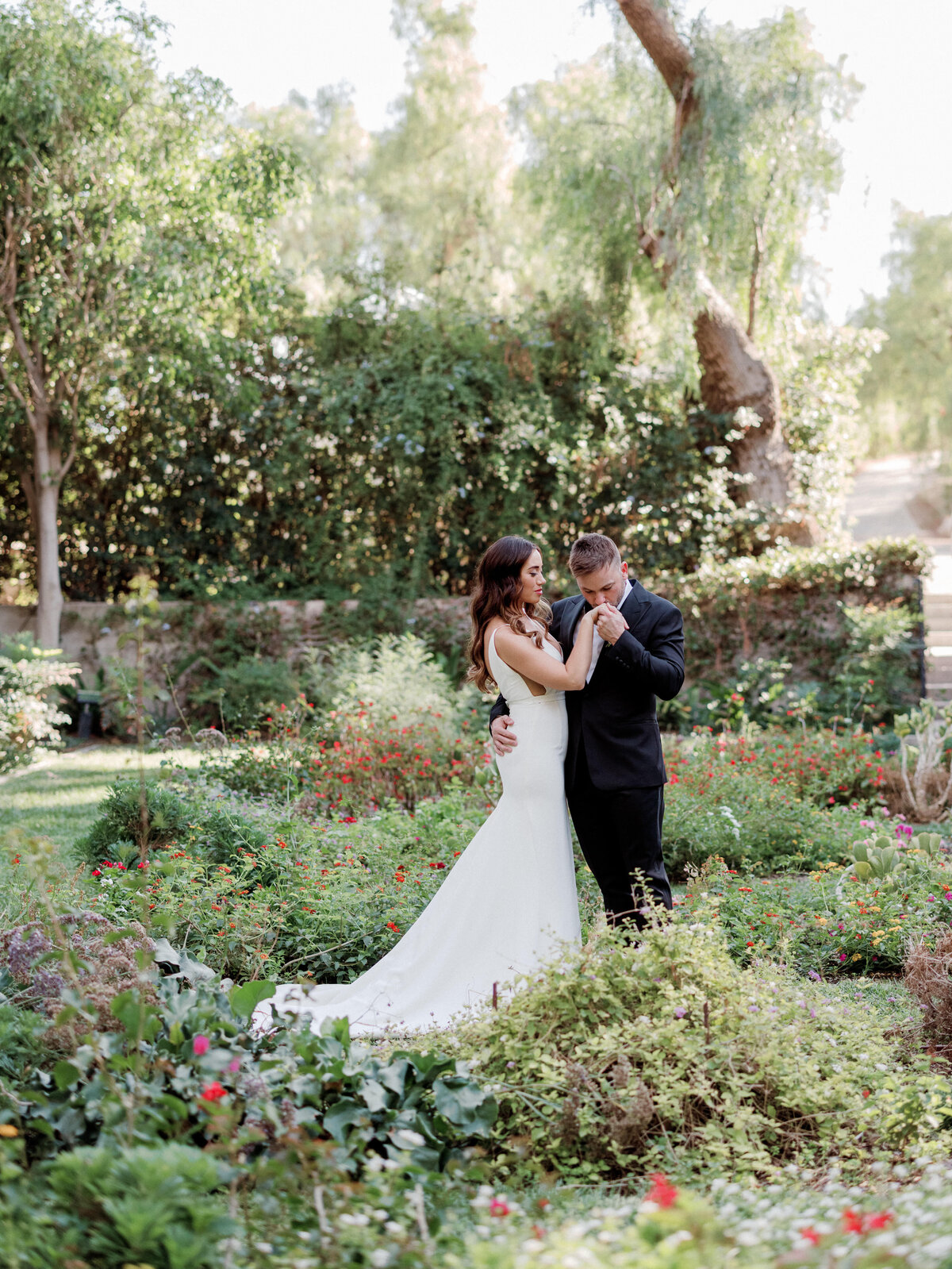 LucasRossi-Hummingbird-Nest-Ranch-Wedding-JJ-371