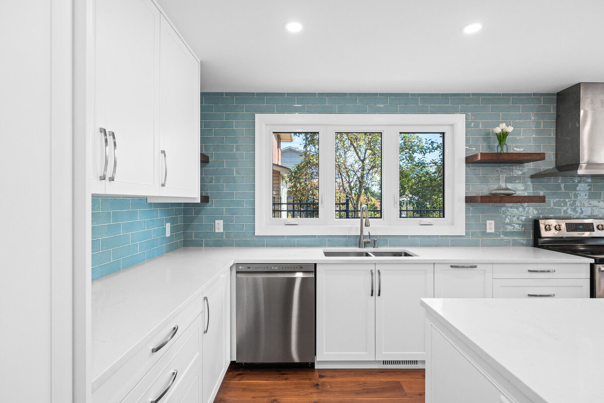 Bright Warm Kitchen Main Floor Reno Urbanomic Interiors (4)