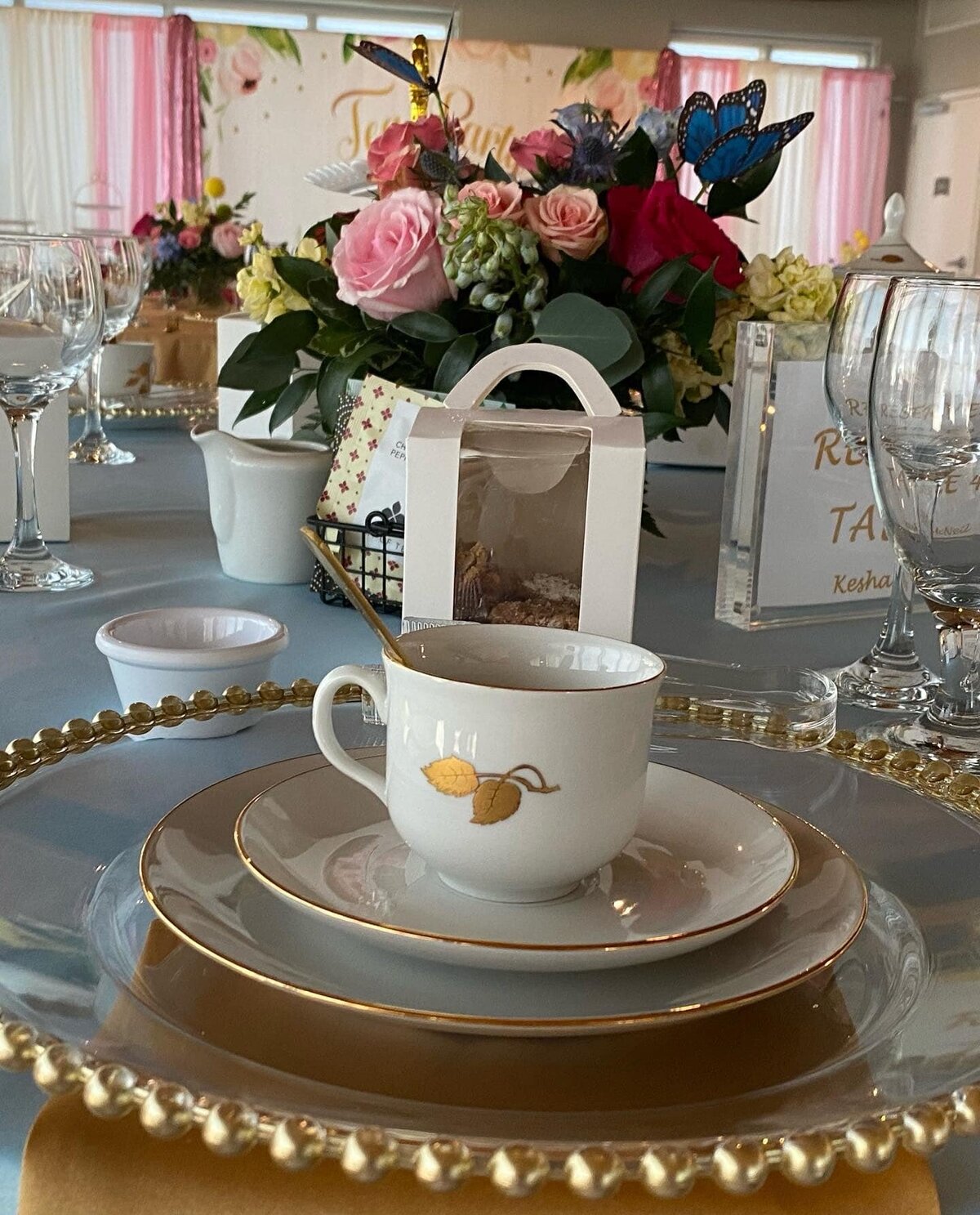 tea-party-table-setting