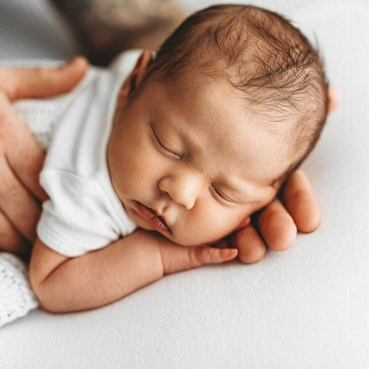 LittleWhitePhotography-Newborn-20