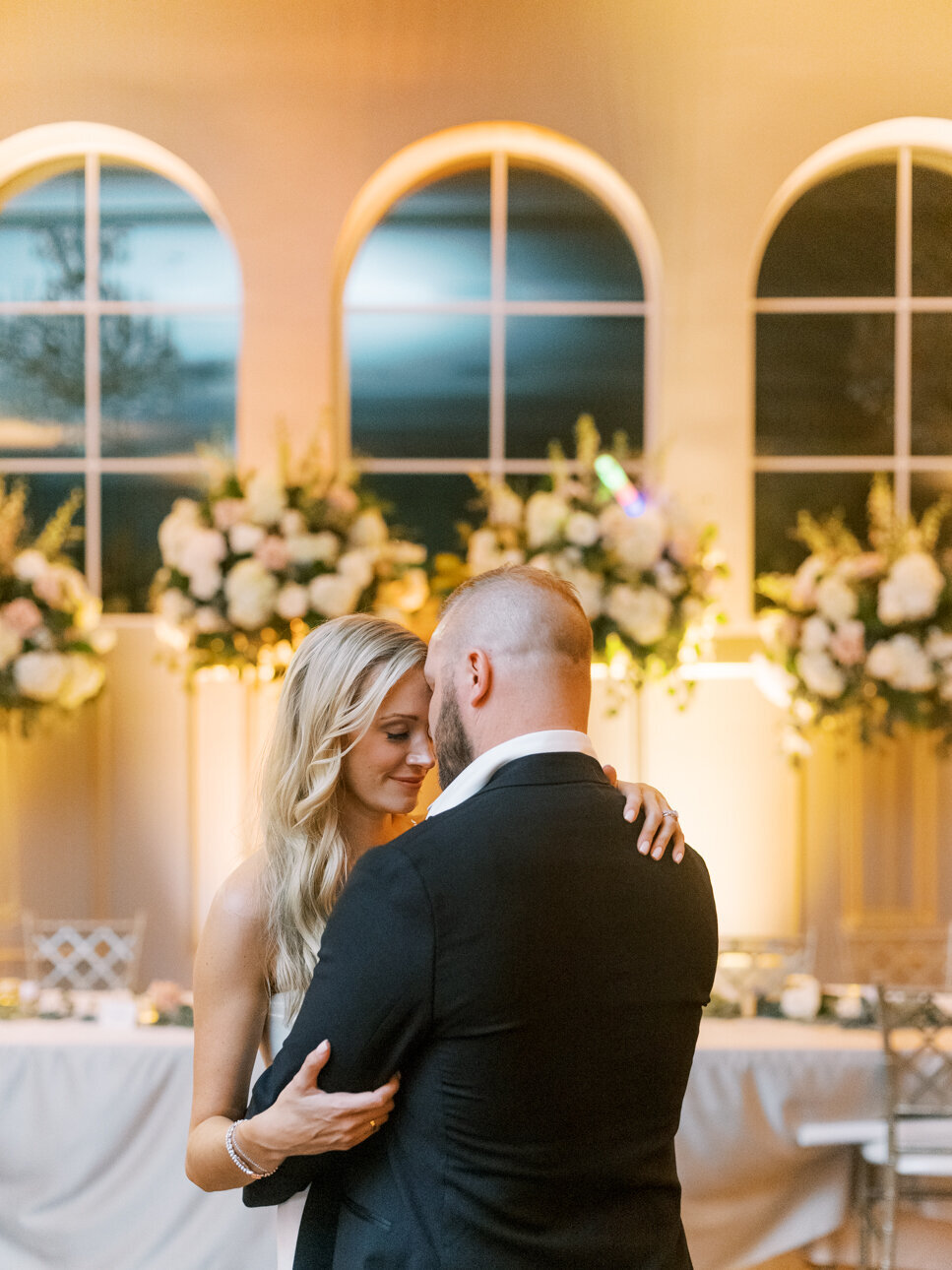 Bethany Erin Dallas Wedding Photographer Montclair Venue529