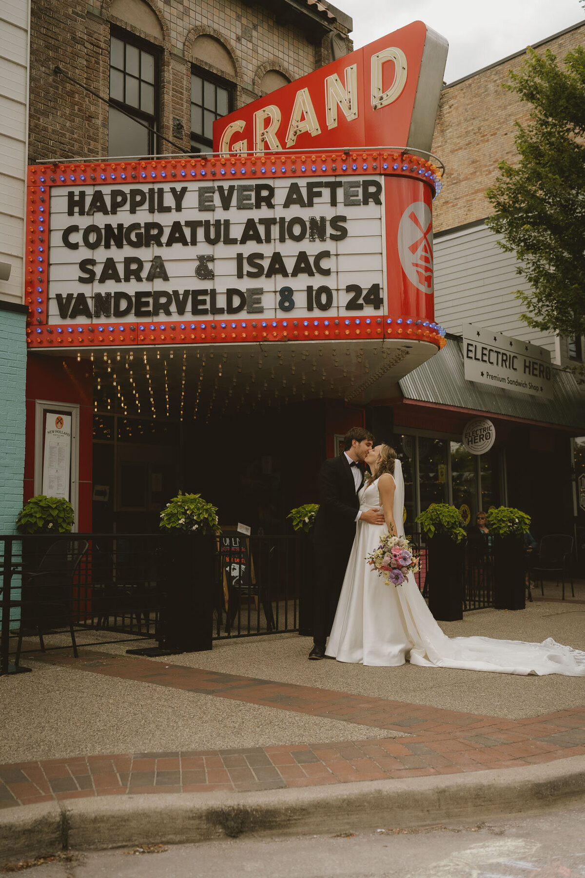Grand Haven Michigan Wedding Photographer
