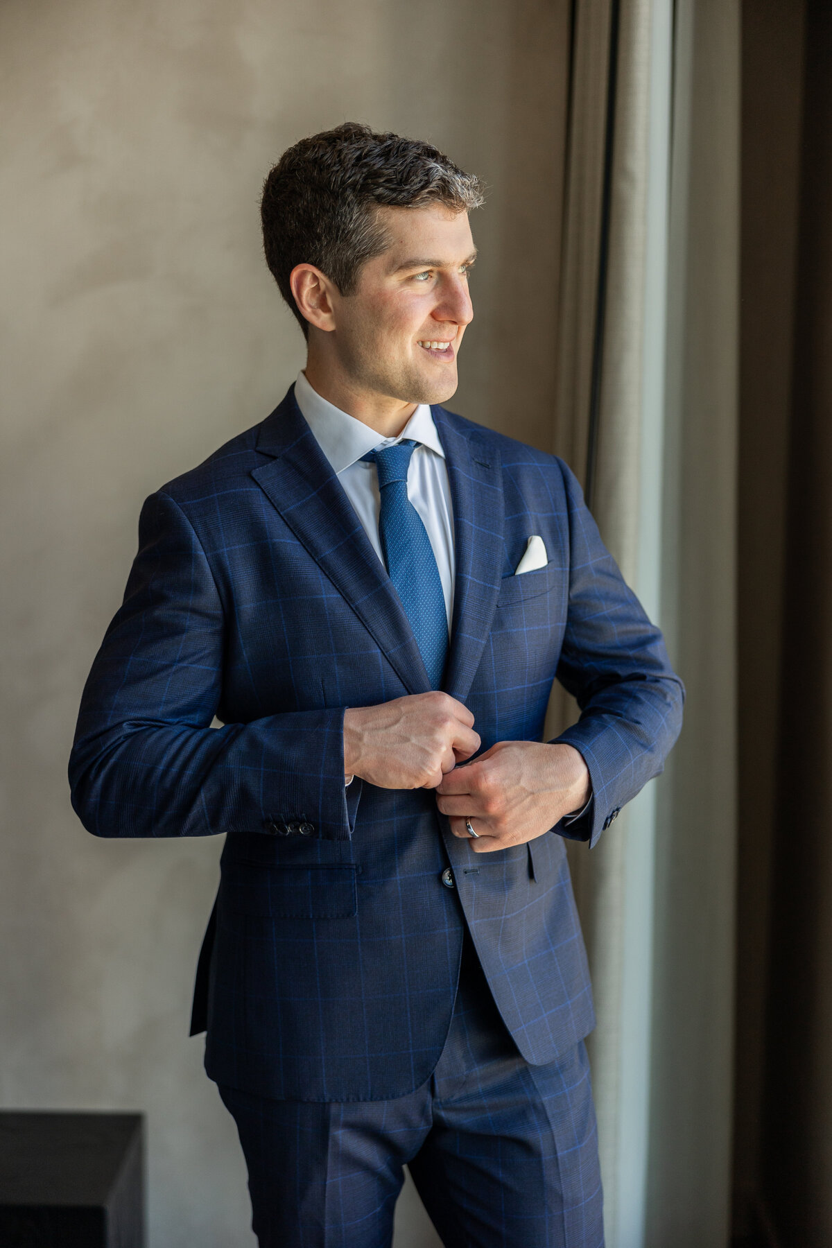 alex-jeremy-wedding-weekend-previews-30