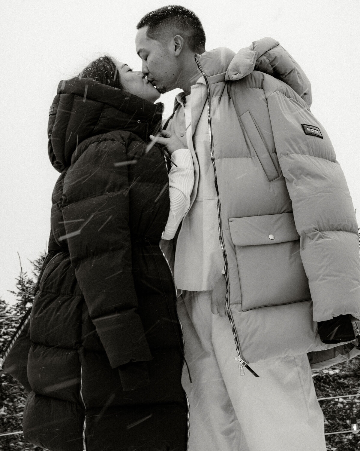S-R_Winter-Elopement-Quebec-112