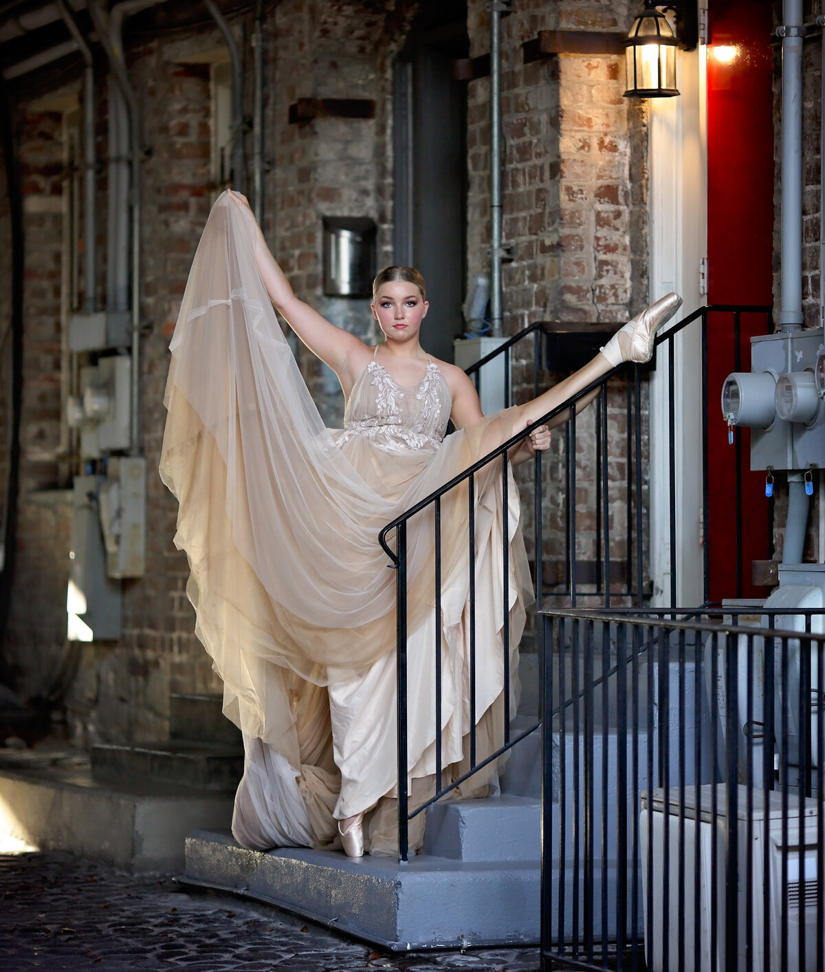 savannah-classy-boudoir-glamour-ballet-portrait-12