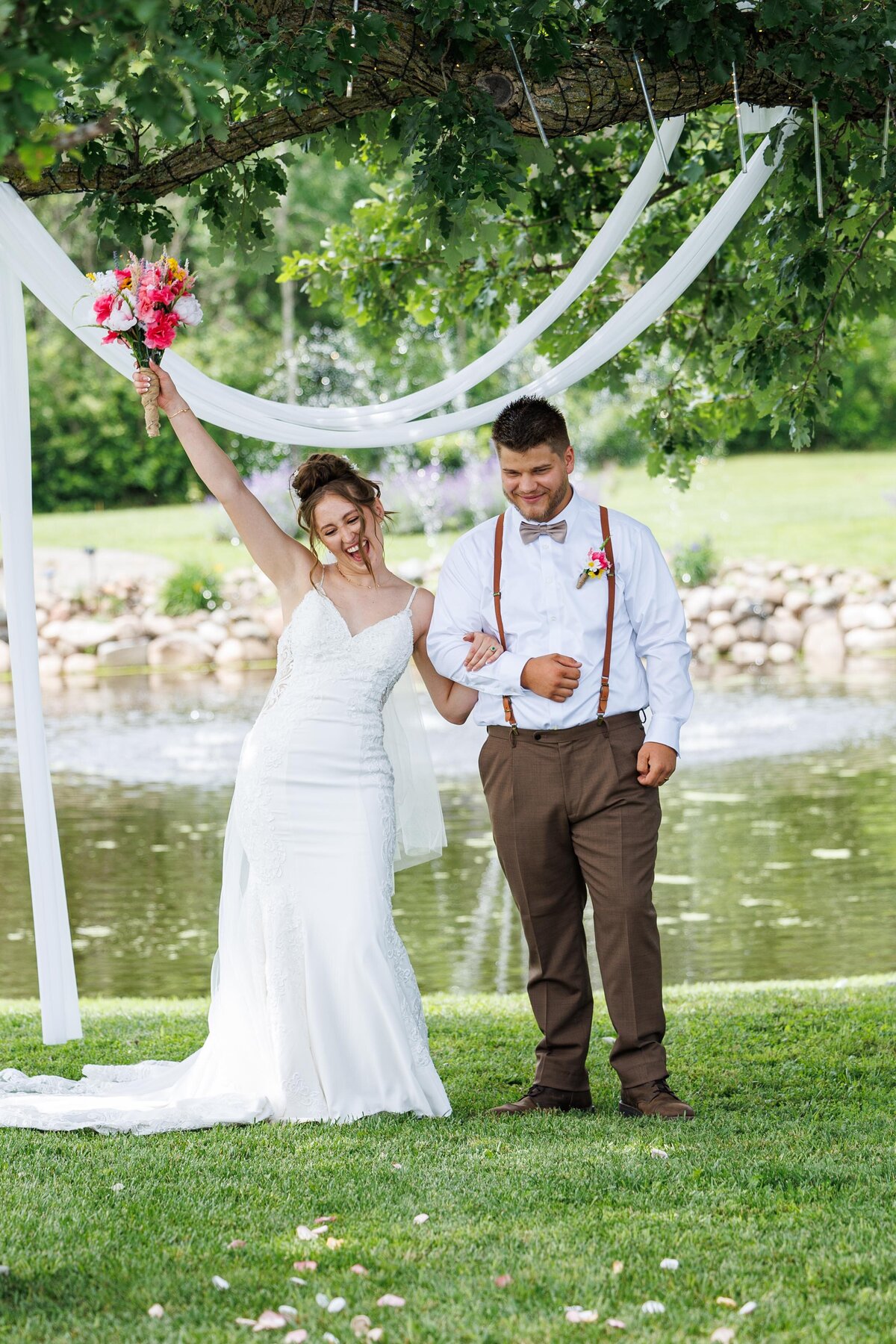 829-BekaMatthew-Wedding-Photographer-St-Cloud-Brainerd-MN-MindiJenningsPhotography