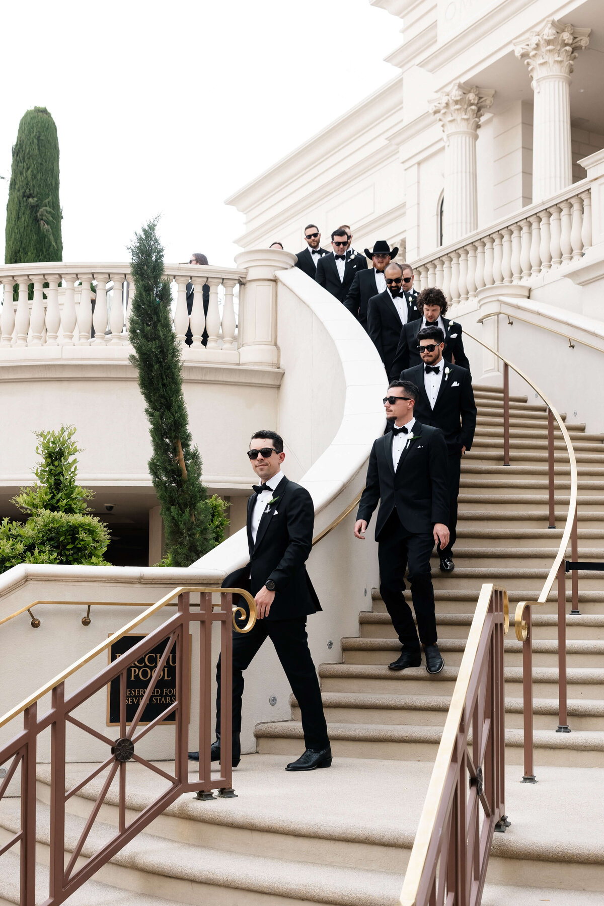 26riskyexposure_samantha-rydge_las-vegas-elopement-photography