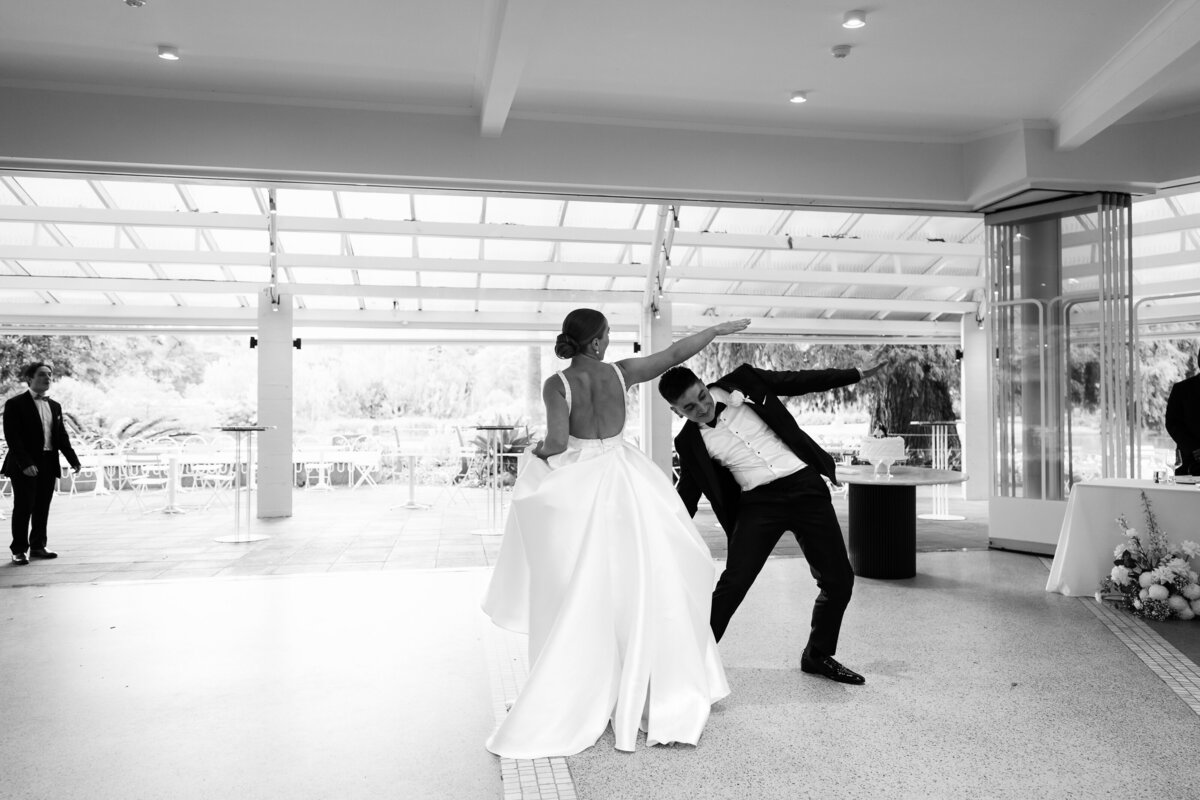 Courtney Laura Photography, Royal Botanical Gardens, The Terrace, Yarra Valley Wedding Photographer, Zoe and Sergio-354
