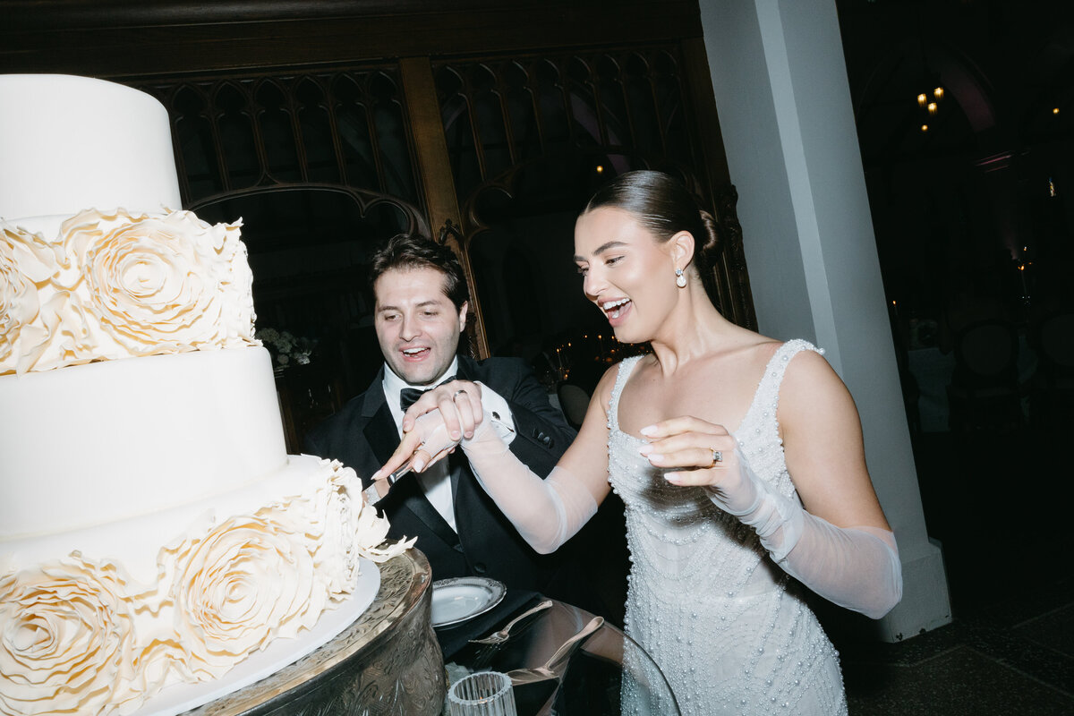 Emma + Joey Wedding Cake, Toasts, & Dances-Mariah Jones Photography-5