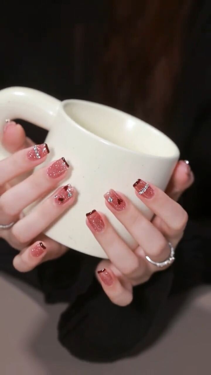 _Valentine's Nail Art_ The Hottest Trends for a Romantic Look_ on Our Beauty Channel!