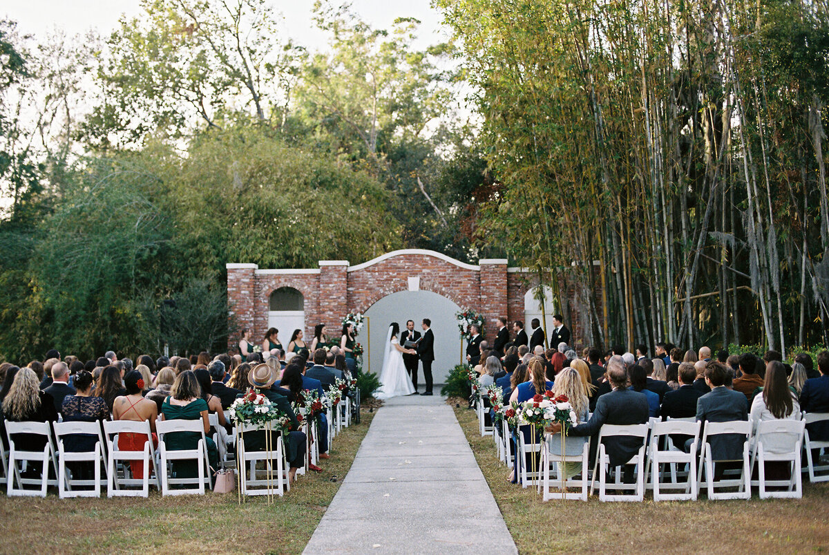 florida wedding ceremmny on 35mmfilm