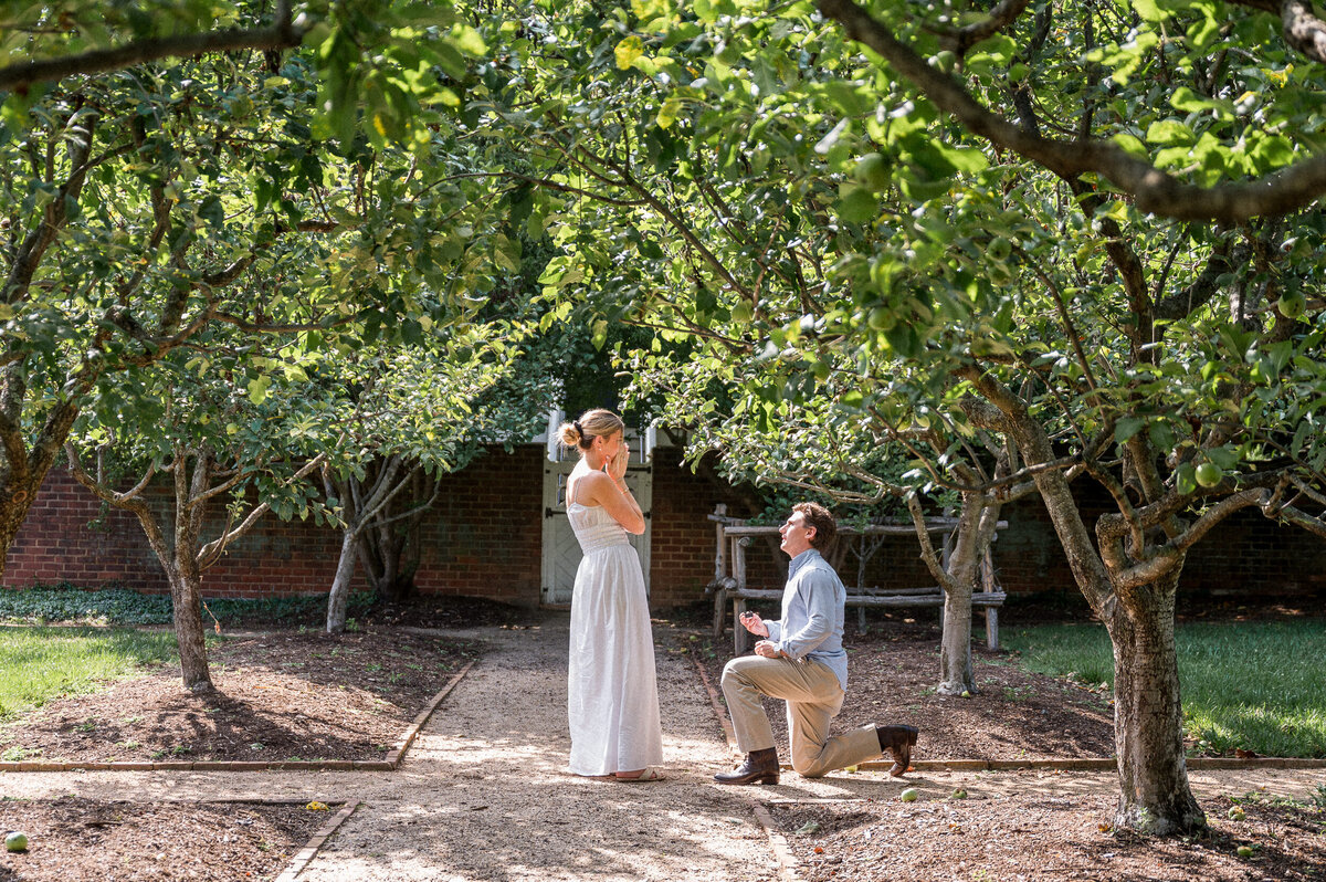 Charlottesville Engagement Photography - Hunter and Sarah Photography-22