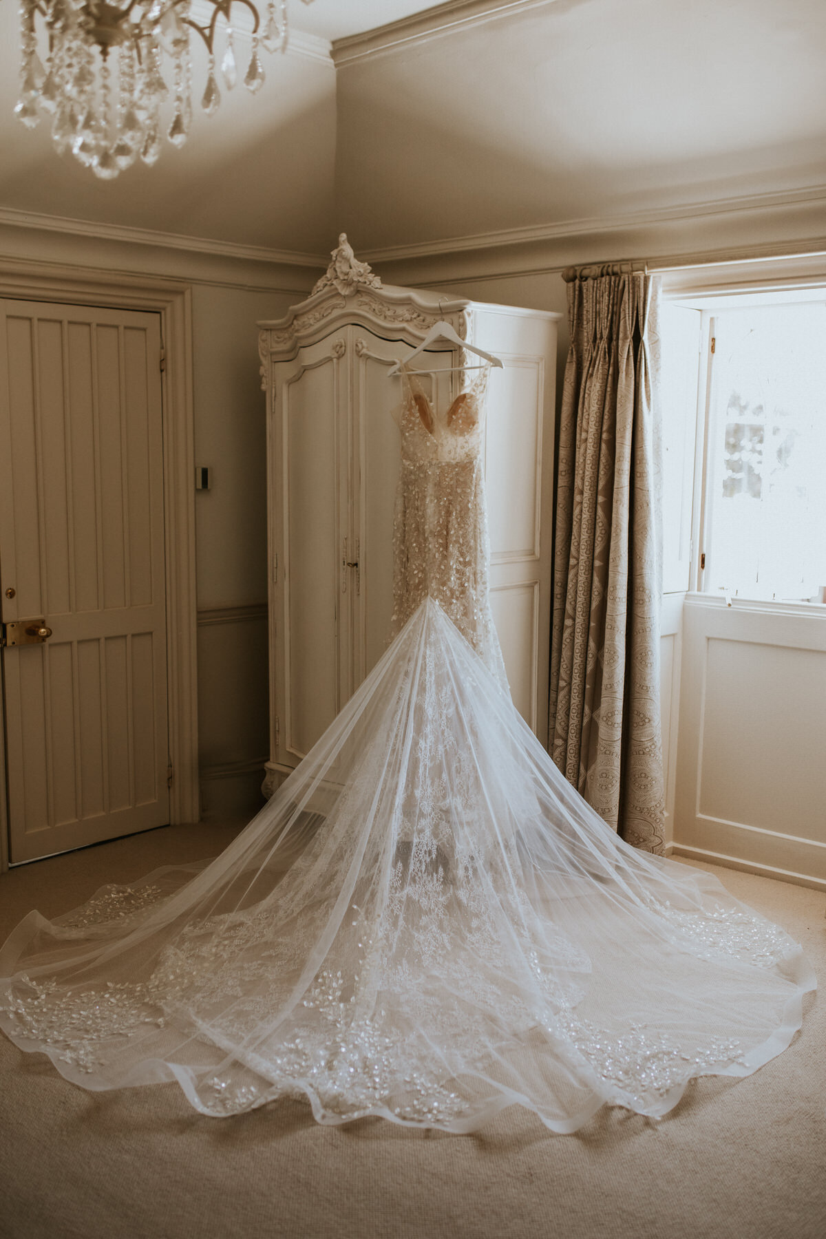Sunnyandnicole_penncastle_lauradeanphotography_dorsetweddingphotographer
