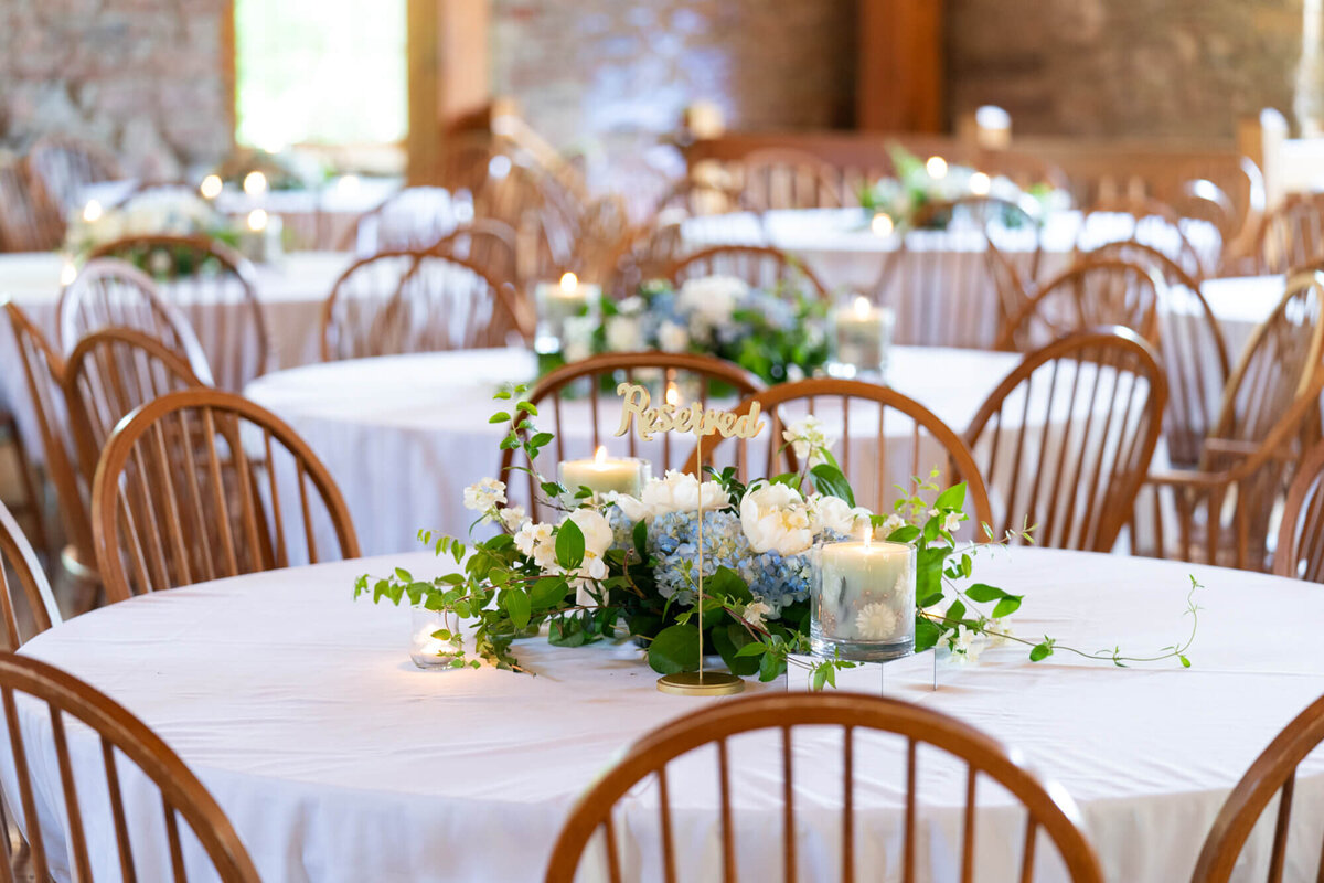 new-harmony-wedding-venue-granary-tablescapes