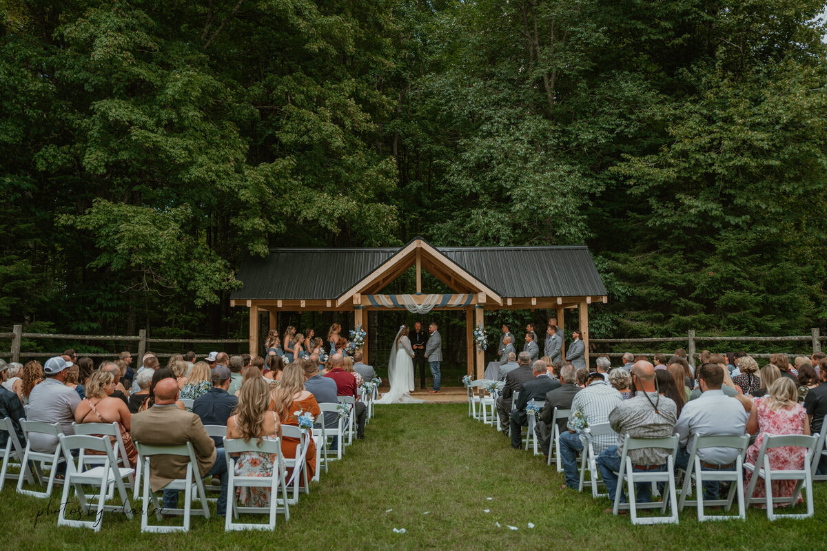 wedding venues upper peninsula-47