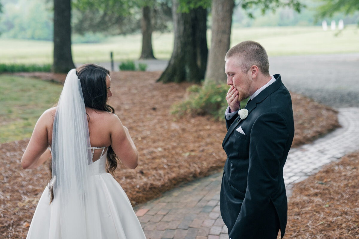 erik_sam_wedding_first_look-17