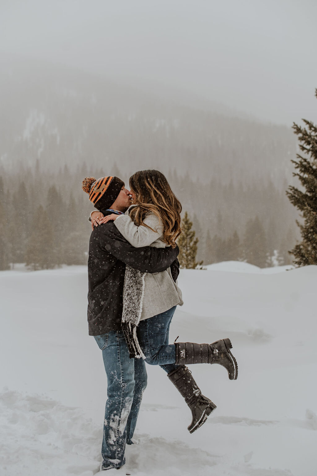 breckenridge_golden_sleigh_rides_proposal_engagement_colorado_snow_wyoming_oregon-0039